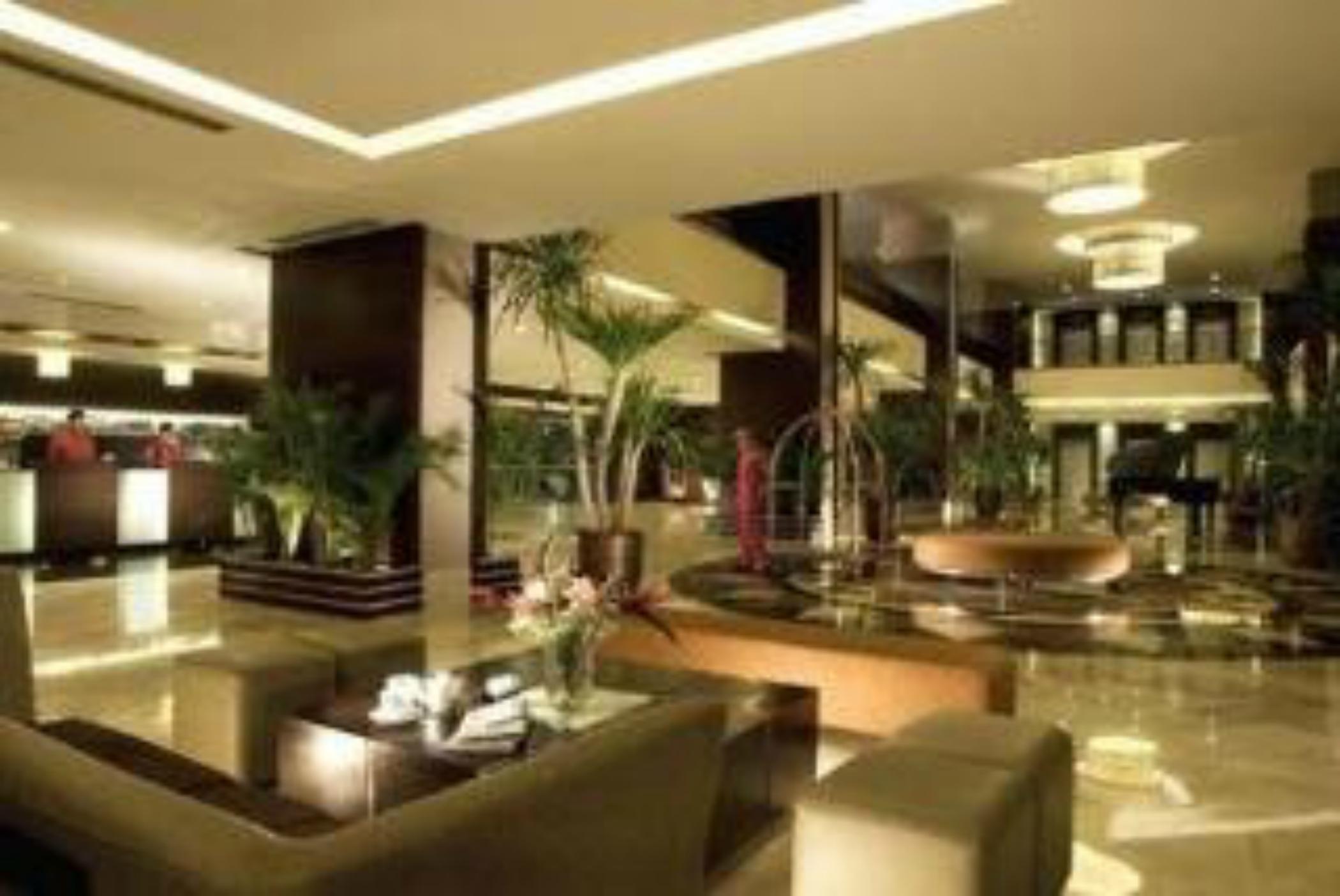 Hotel Mercure Convention Center Ancol 4*